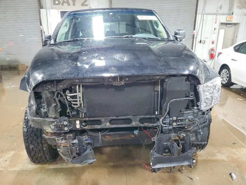 1C6RR7GT3FS509736 — 2015 RAM 1500 photo 5