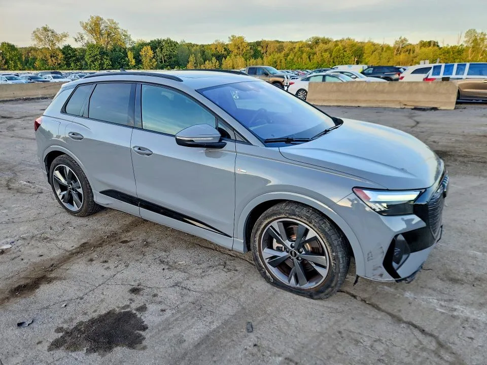 WA1KUBFZ9SP039737 — 2025 AUDI Q4 E-TRON photo 4