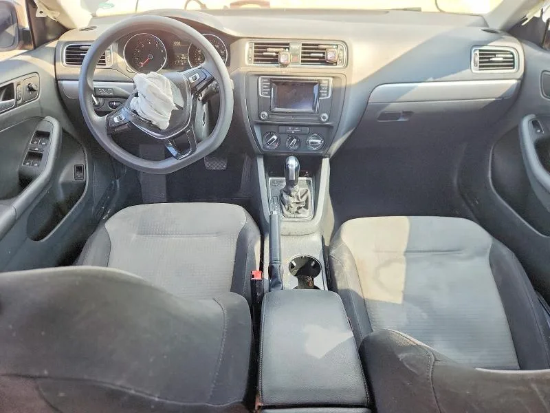 3VW2B7AJ2HM361691 — 2017 VOLKSWAGEN JETTA photo 8