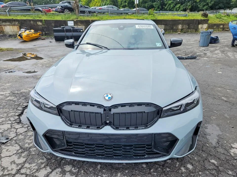 3MW89CW04T8G57019 — 2026 BMW 330XI photo 5