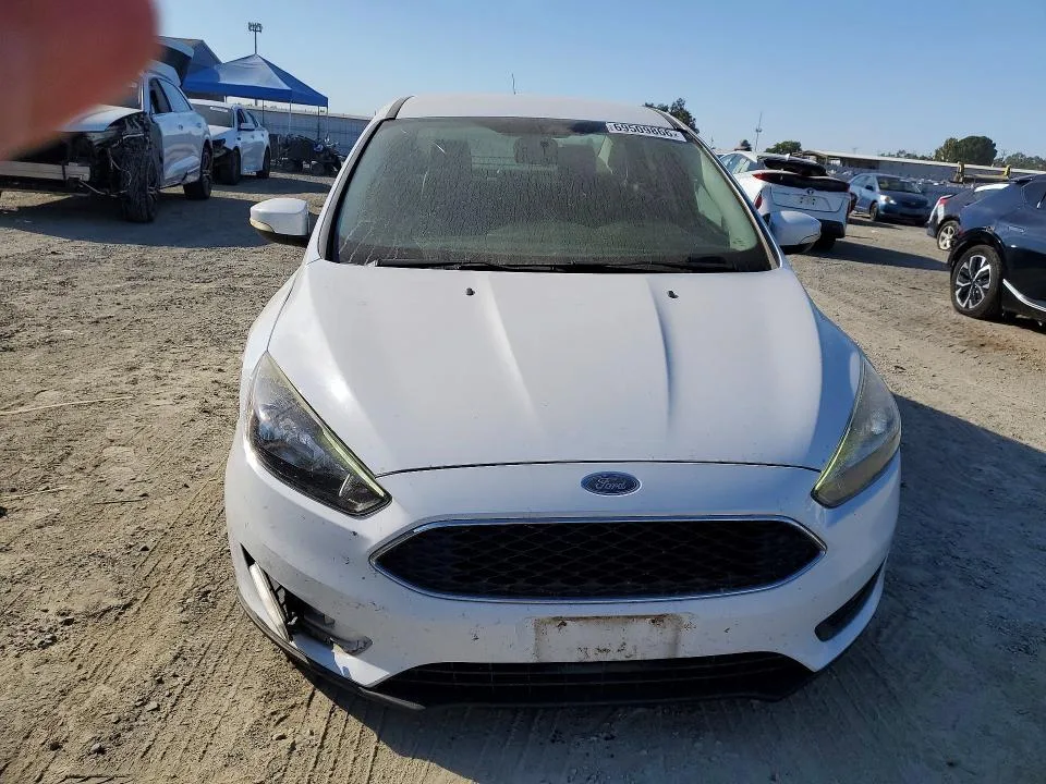 1FADP3F23GL399461 — 2016 FORD FOCUS photo 5