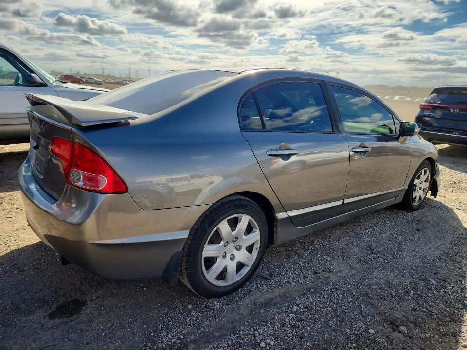 1HGFA16588L103307 — 2008 HONDA CIVIC photo 3