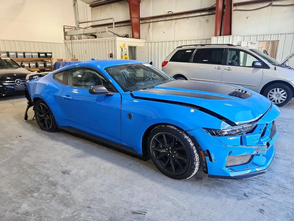 1FA6P8R05R5502094 — 2024 FORD MUSTANG photo 4