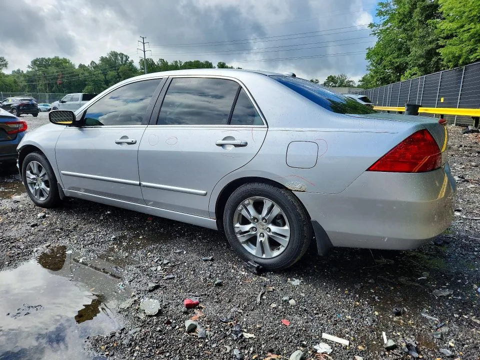 1HGCM56867A200897 — 2007 HONDA ACCORD photo 2