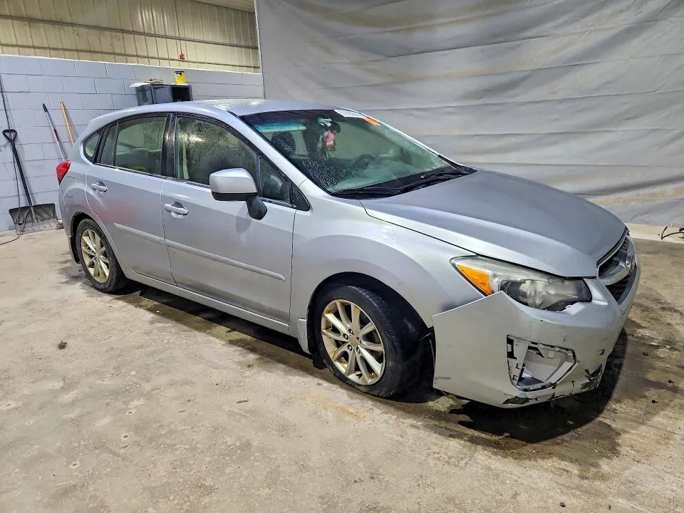 JF1GPAC64E8222815 — 2014 SUBARU IMPREZA photo 4