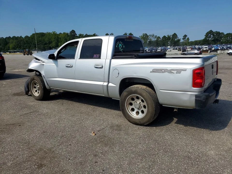 1D7HE38K58S542390 — 2008 DODGE DAKOTA photo 2