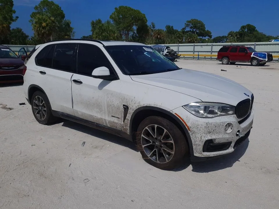 5UXKR0C5XJ0X93359 — 2018 BMW X5 photo 4