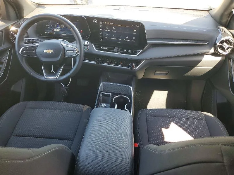 3GNAXPEG0SL233341 — 2025 CHEVROLET EQUINOX photo 8