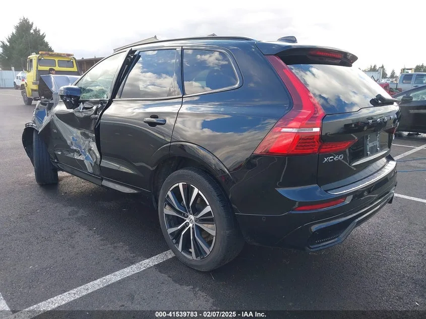 YV4L12RX8P1352363 — 2023 VOLVO XC60 photo 7