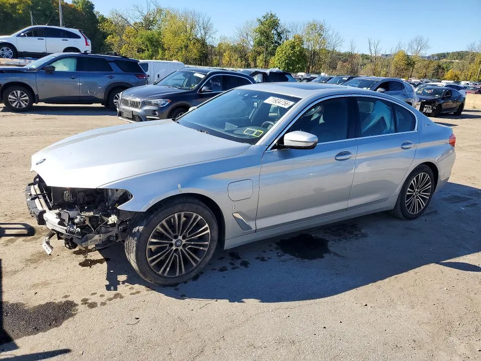 WBAJB1C50KB377055 — 2019 BMW 530XE