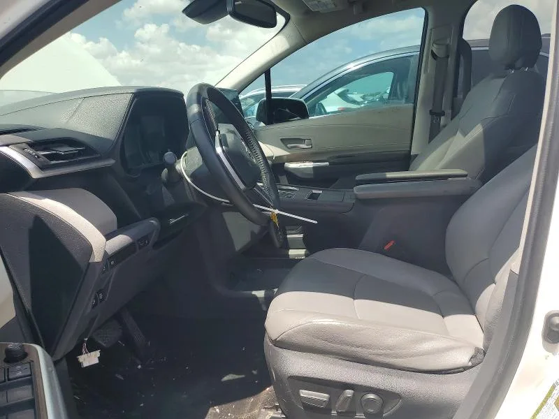 5TDYRKEC0NS082288 — 2022 TOYOTA SIENNA photo 7