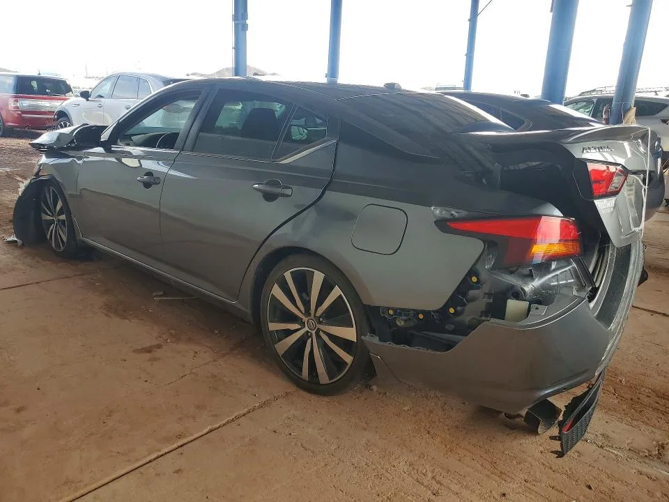 1N4BL4CV8LN318895 — 2020 NISSAN ALTIMA photo 2