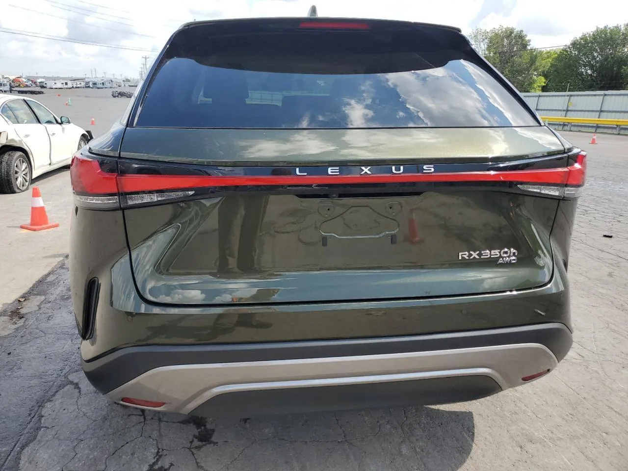 2T2BBMCA4PC005146 — 2023 LEXUS RX photo 9
