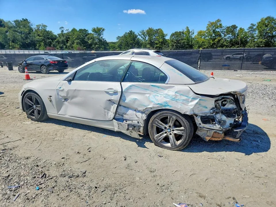 WBADW3C57BE537962 — 2011 BMW 328 photo 2