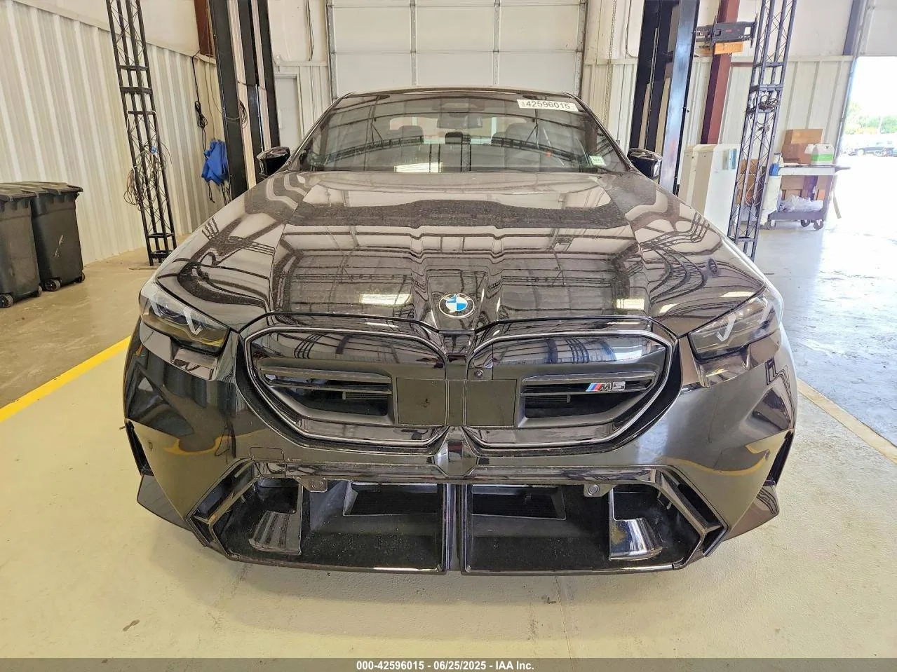 WBS83FK03SCU77171 — 2025 BMW M5 photo 4