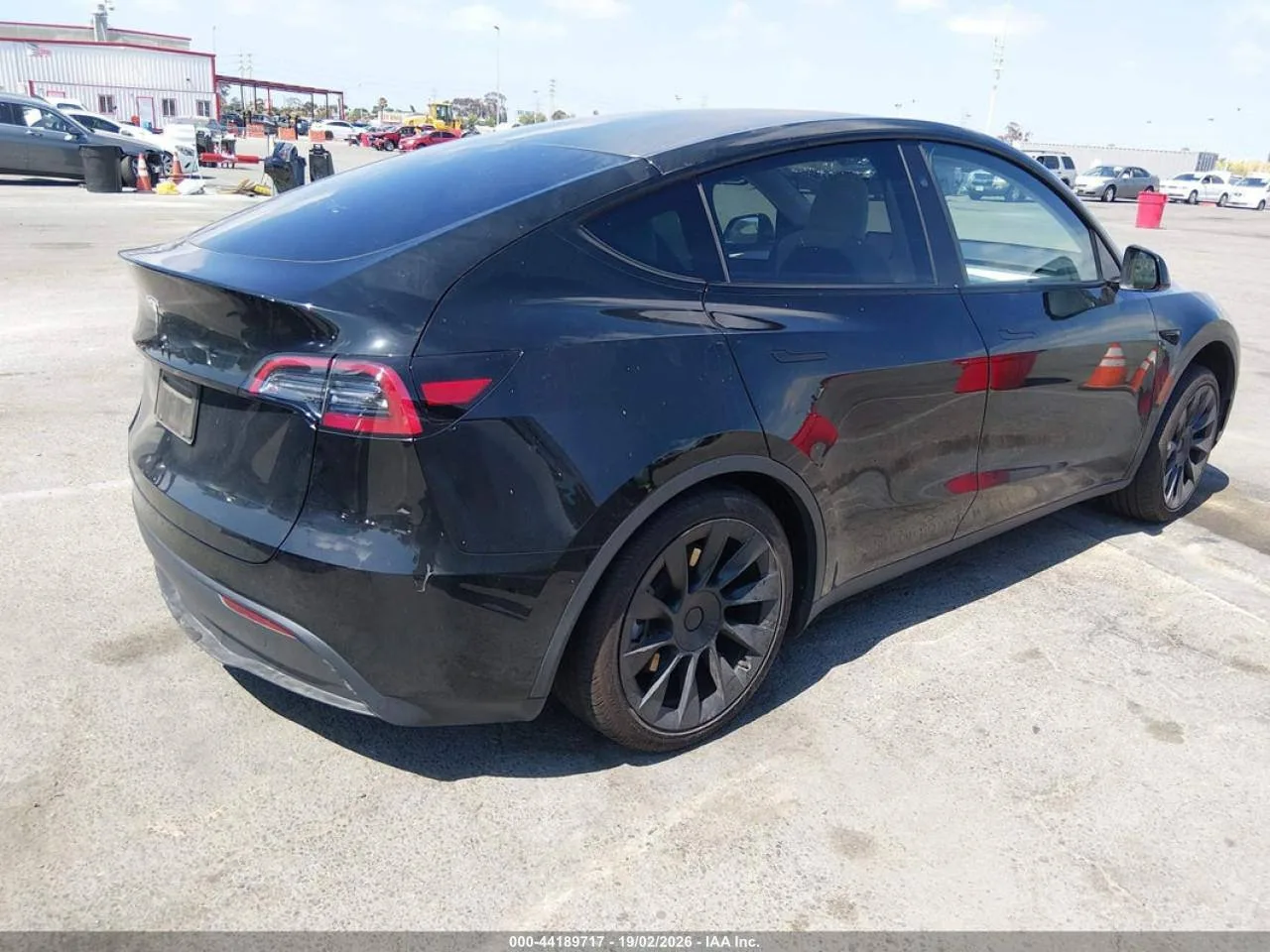 7SAYGAEE2RF009485 — 2024 TESLA MODEL Y