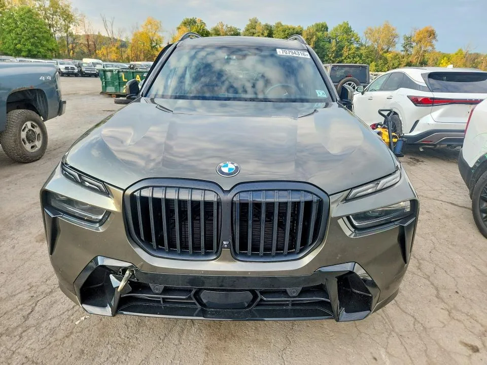 5UX23EM07R9V96478 — 2024 BMW X7 photo 5