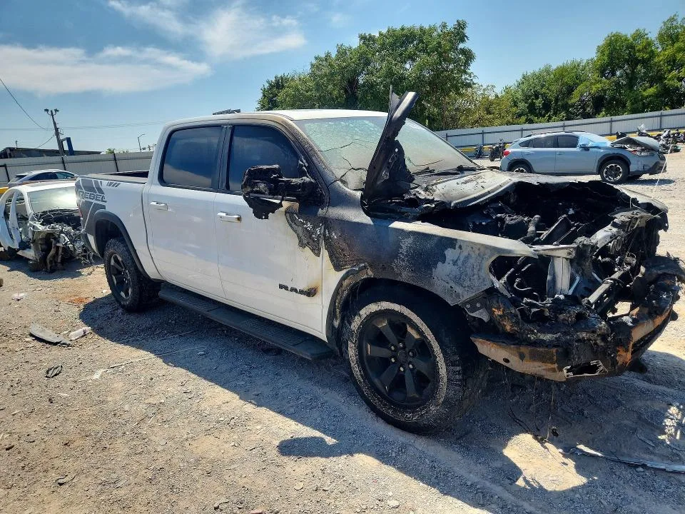 1C6SRFLT7KN897788 — 2019 RAM 1500 photo 4