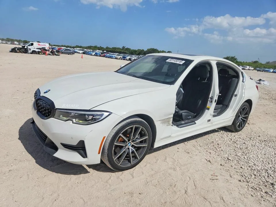 3MW5R7J06L8B23232 — 2020 BMW 330XI photo 1