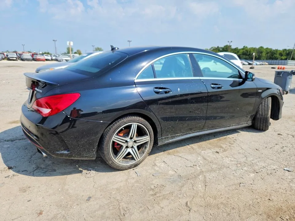 WDDSJ4GB8GN335238 — 2016 MERCEDES-BENZ CLA photo 3