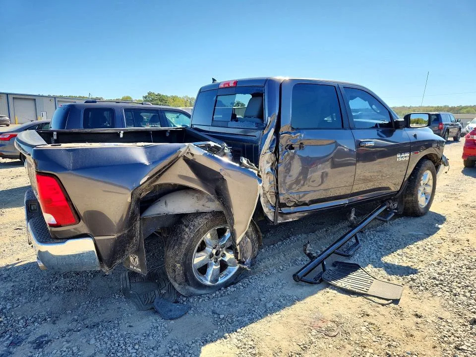 1C6RR7LMXGS174507 — 2016 RAM 1500 photo 3