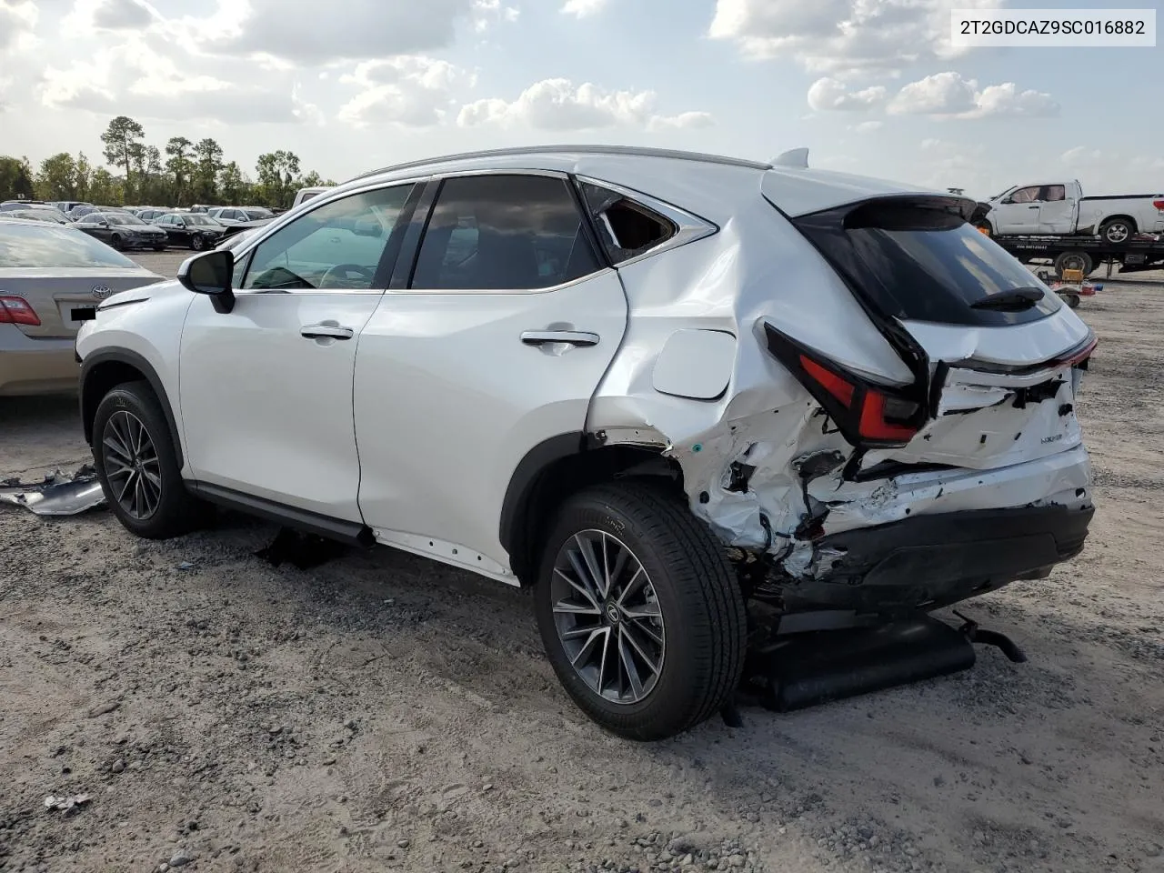 Photo 3 of vehicle VIN 2T2GDCAZ9SC016882