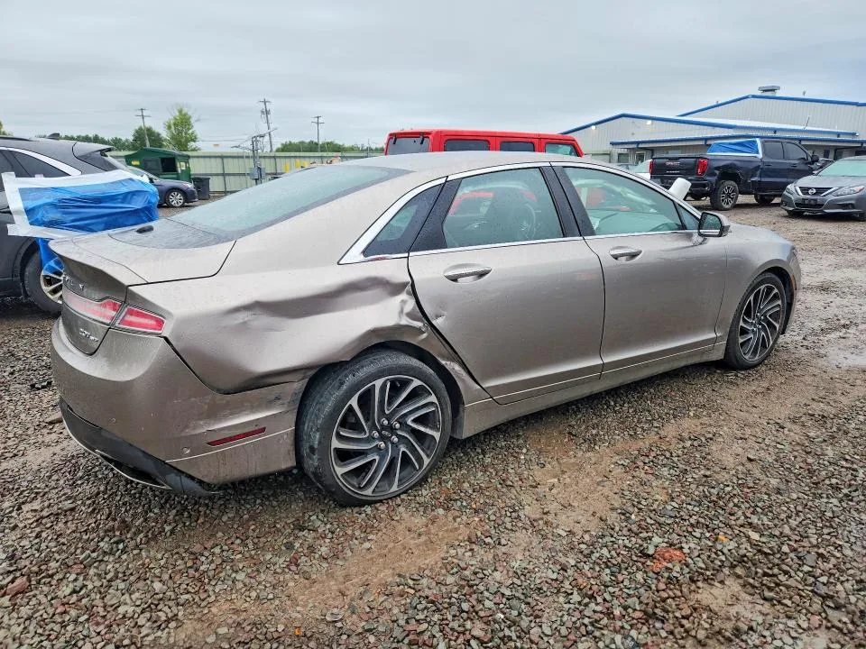 3LN6L5F9XLR601937 — 2020 LINCOLN MKZ photo 3
