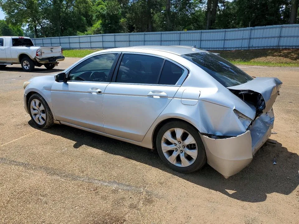 1HGCP26829A110400 — 2009 HONDA ACCORD photo 2
