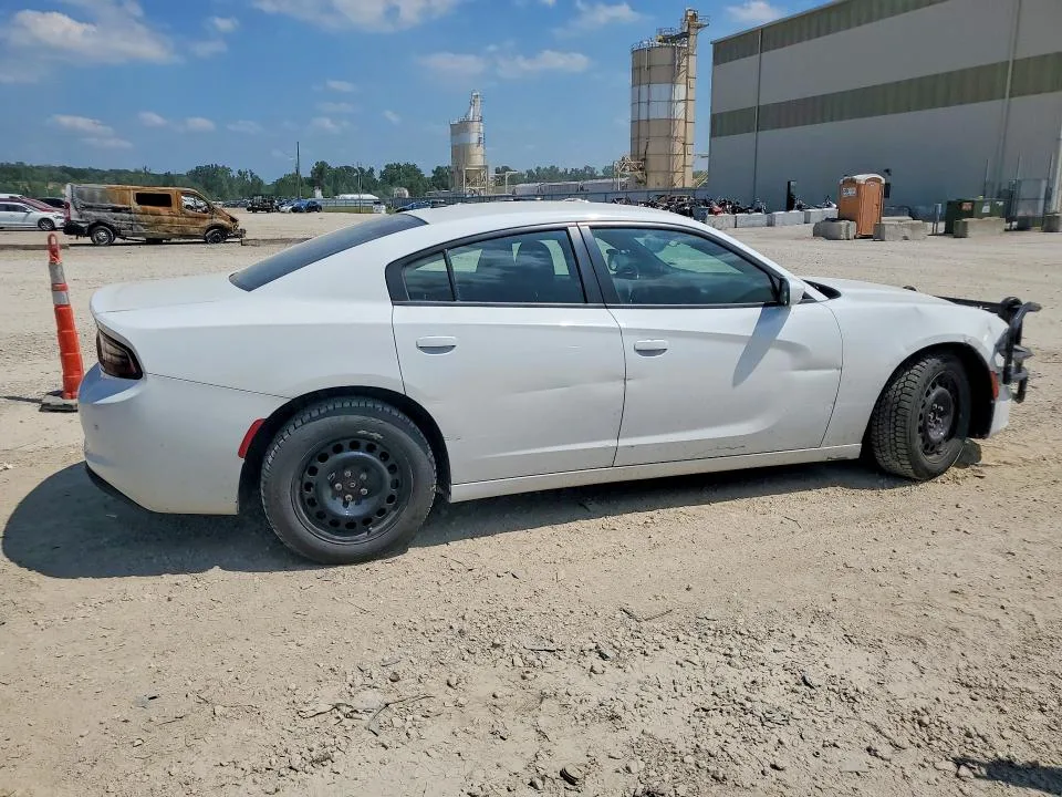2C3CDXKT9KH739243 — 2019 DODGE CHARGER photo 3