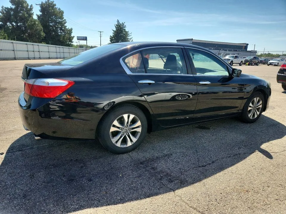 1HGCR2F36EA093464 — 2014 HONDA ACCORD photo 3