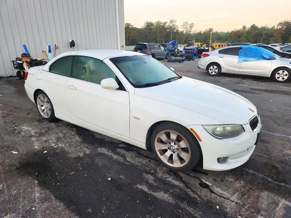 WBADW3C56BE539945 — 2011 BMW 328 photo 4