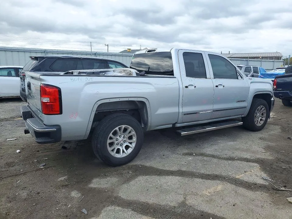 1GTV2MEH2HZ153766 — 2017 GMC SIERRA photo 3