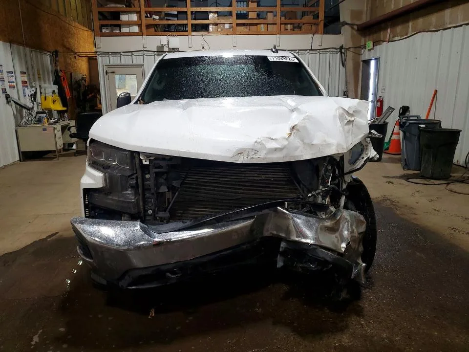 1GCUYDED0LZ151952 — 2020 CHEVROLET SILVERADO photo 5