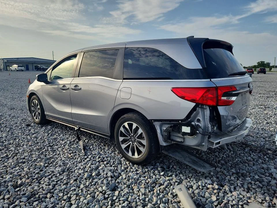 5FNRL6H76NB029756 — 2022 HONDA ODYSSEY photo 2