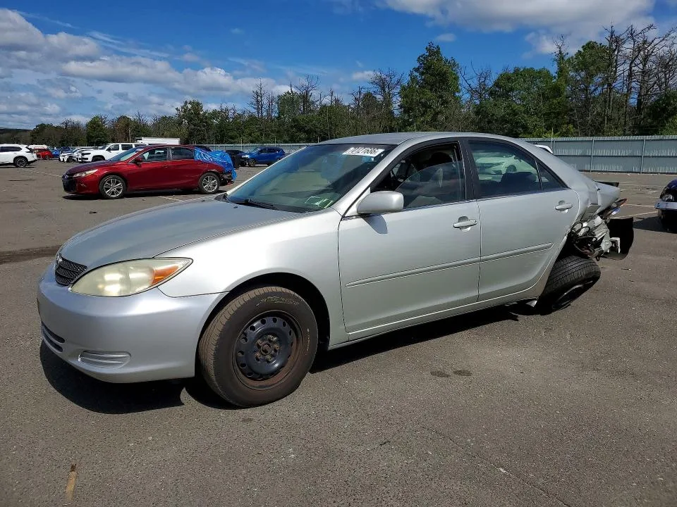 JTDBE32K130170897 — 2003 TOYOTA CAMRY