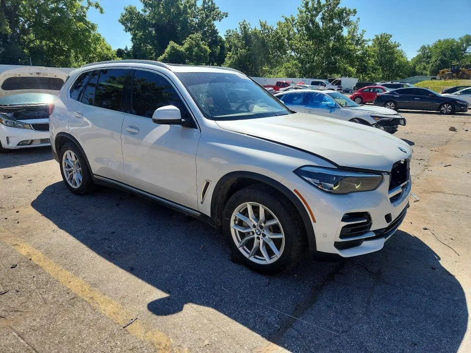 5UXCR6C53KLK81143 — 2019 BMW X5 photo 4
