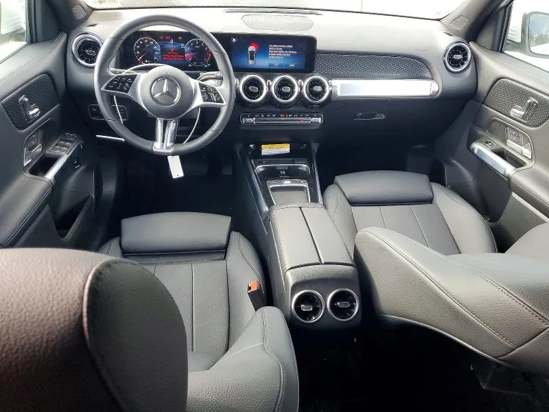 W1N4M4GB1TW479110 — 2026 MERCEDES-BENZ GLB photo 8