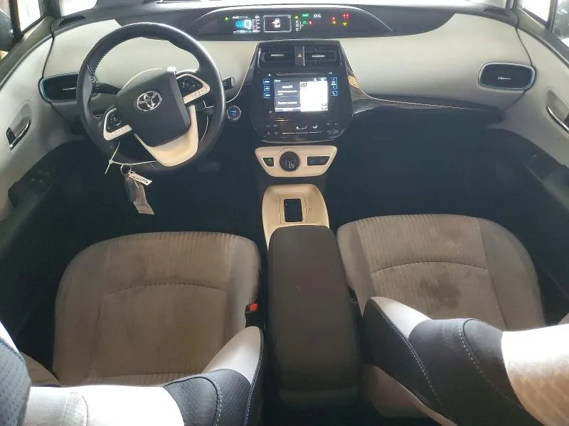 JTDKARFU9J3055521 — 2018 TOYOTA PRIUS photo 8
