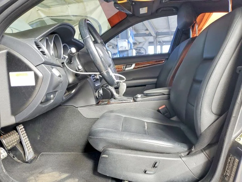 WDDGF4HB3ER306645 — 2014 MERCEDES-BENZ C photo 7