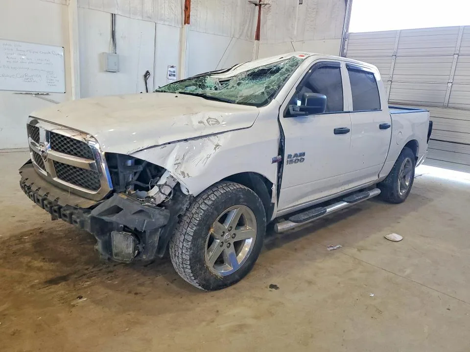 3C6RR7KT2GG148905 — 2016 RAM RAM