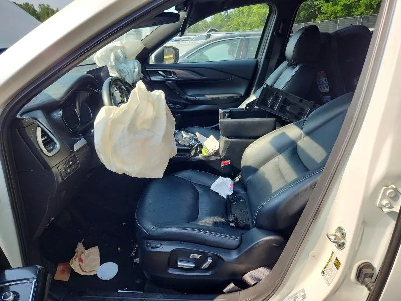 JM3TCBDY7P0632835 — 2023 MAZDA CX-9 photo 7