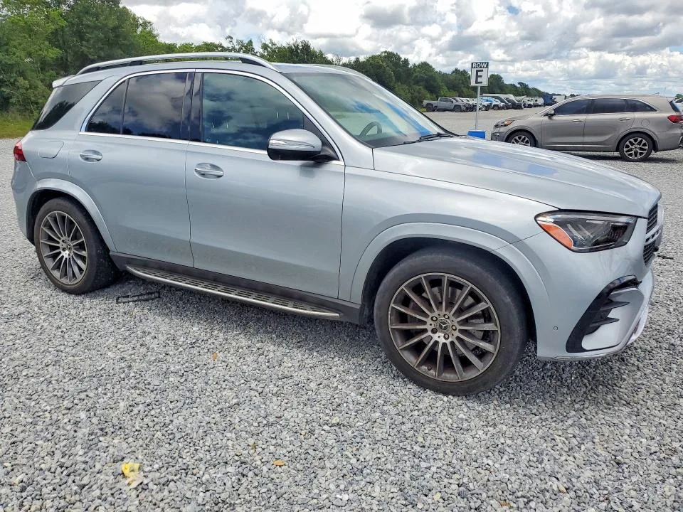 4JGFB4FB8RB065230 — 2024 MERCEDES-BENZ GLE photo 4