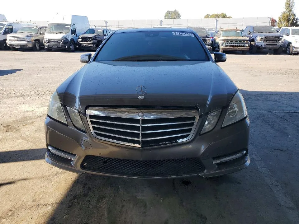 WDDHF5KBXCA534334 — 2012 MERCEDES-BENZ E photo 5