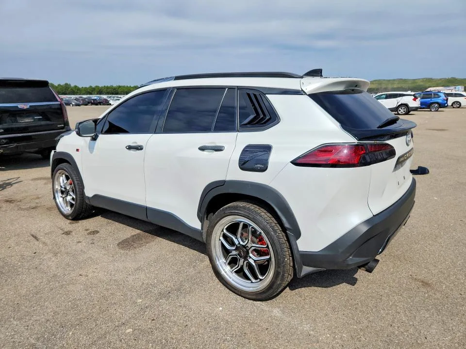 7MUBAABG1RV092953 — 2024 TOYOTA COROLLA CROSS photo 2