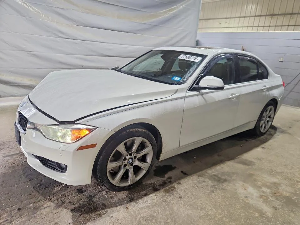 WBA3B9G55FNR92867 — 2015 BMW 335 photo 1