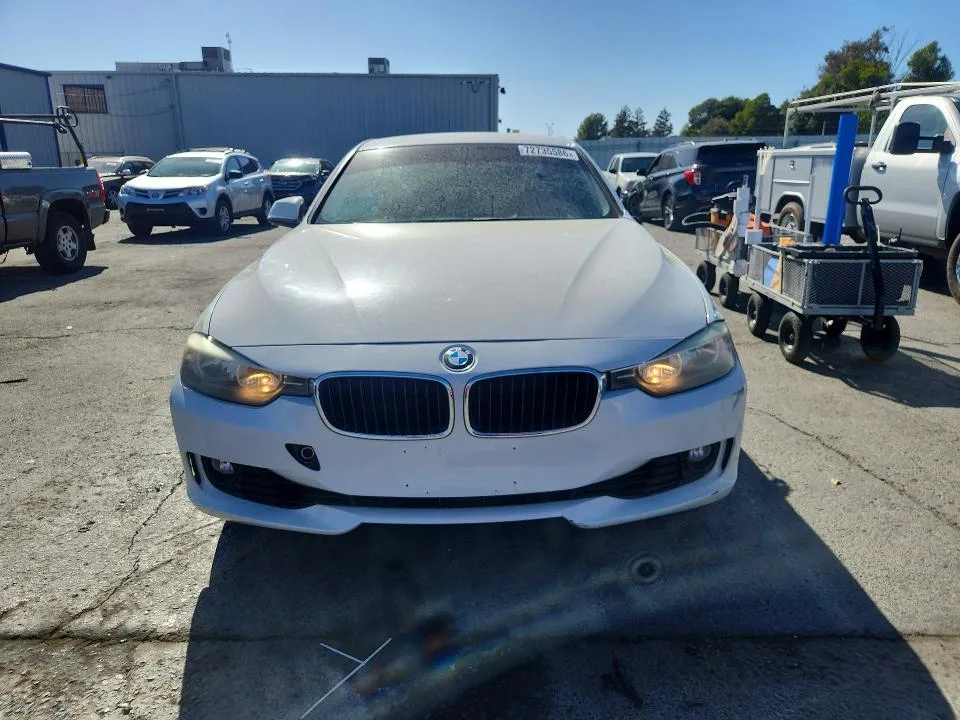 WBA3A5C54CF342547 — 2012 BMW 328 photo 5