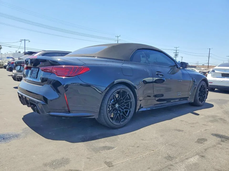 WBS43BA04SCU34029 — 2025 BMW M4 photo 3