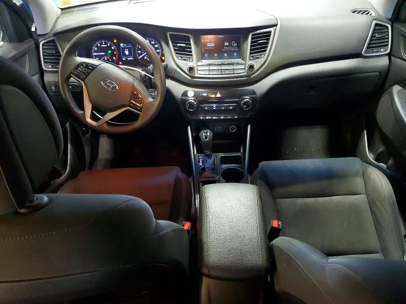 KM8J3CA40JU703795 — 2018 HYUNDAI TUCSON photo 8