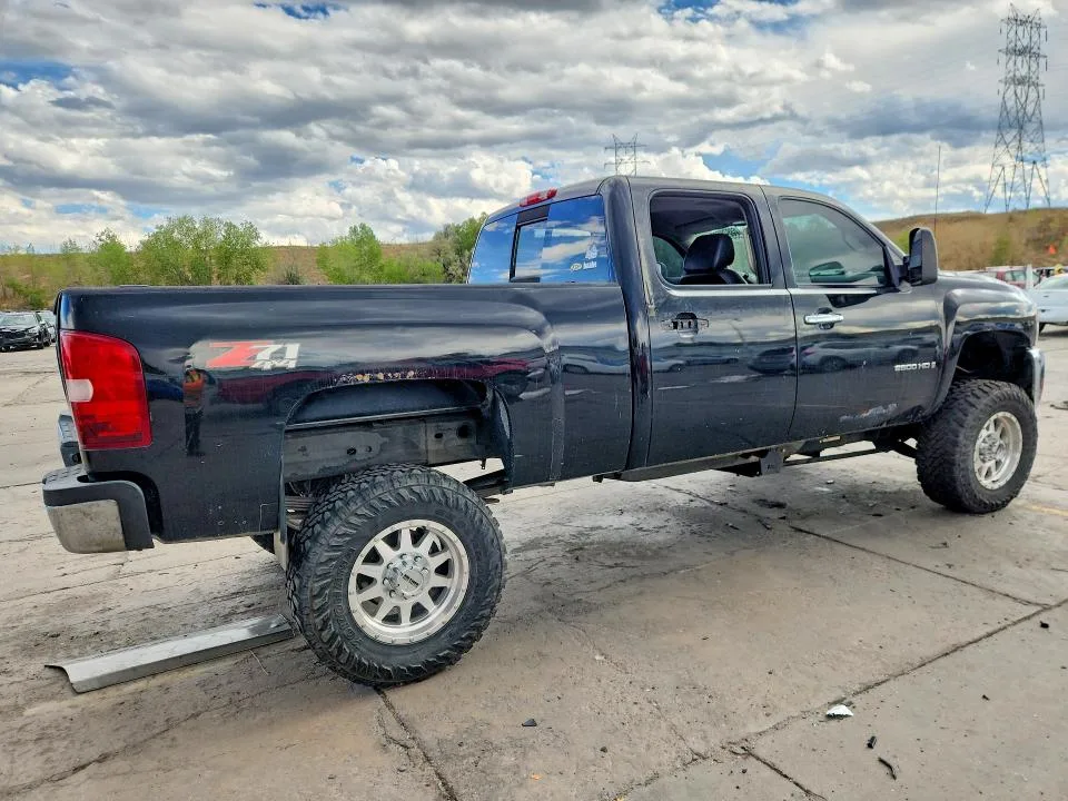 1GCHK23658F119387 — 2008 CHEVROLET SILVERADO photo 3