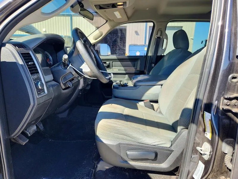3C6UR5CJ3HG684887 — 2017 RAM 2500 photo 7